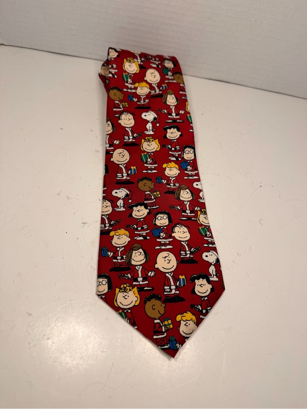 Snoopy & Friends Peanuts
Santa's Little Helpers
Christmas Red Silk Necktie
